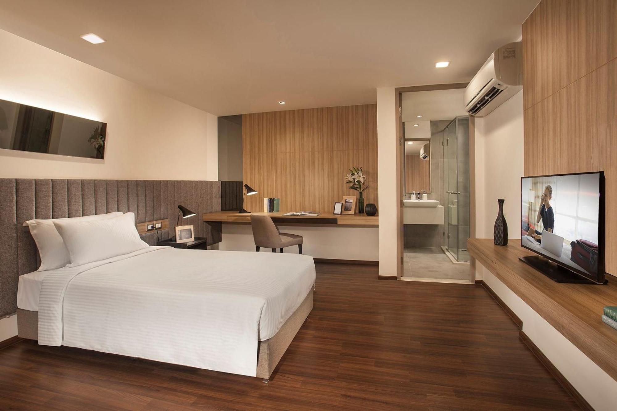 Standard Studio 1 Single Bed Adult – Urban Community Room